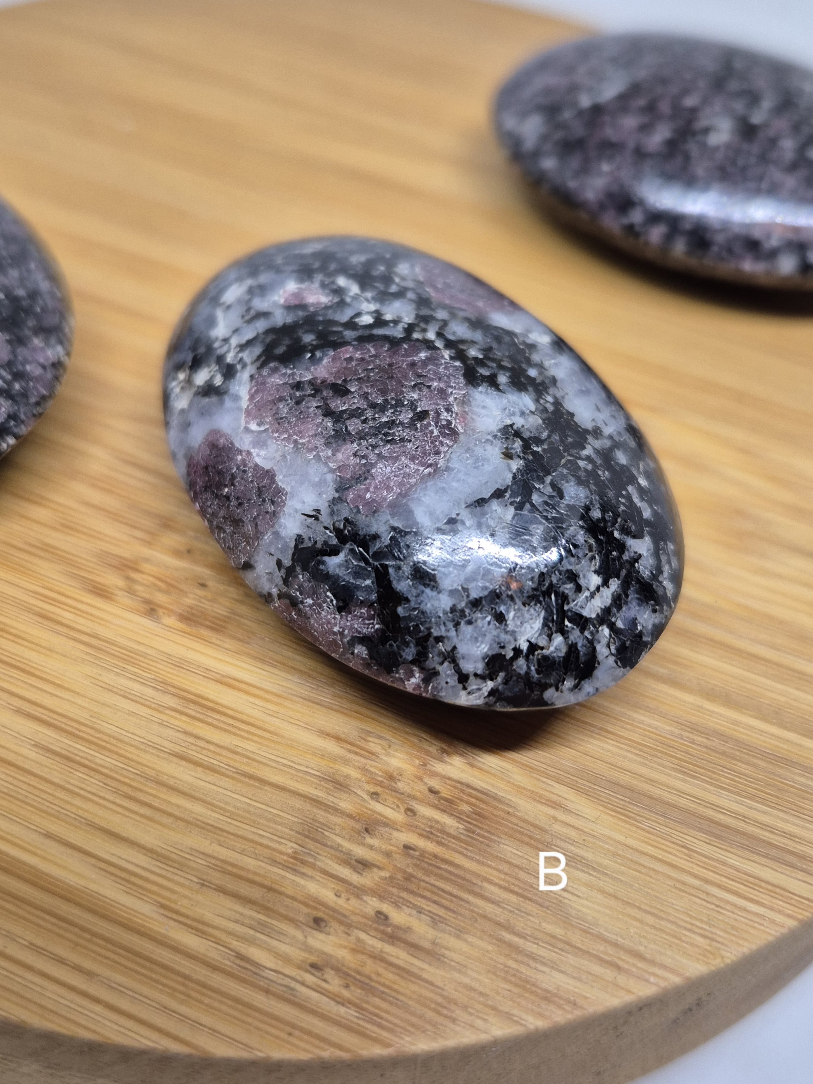 Spinell A,B und C 1