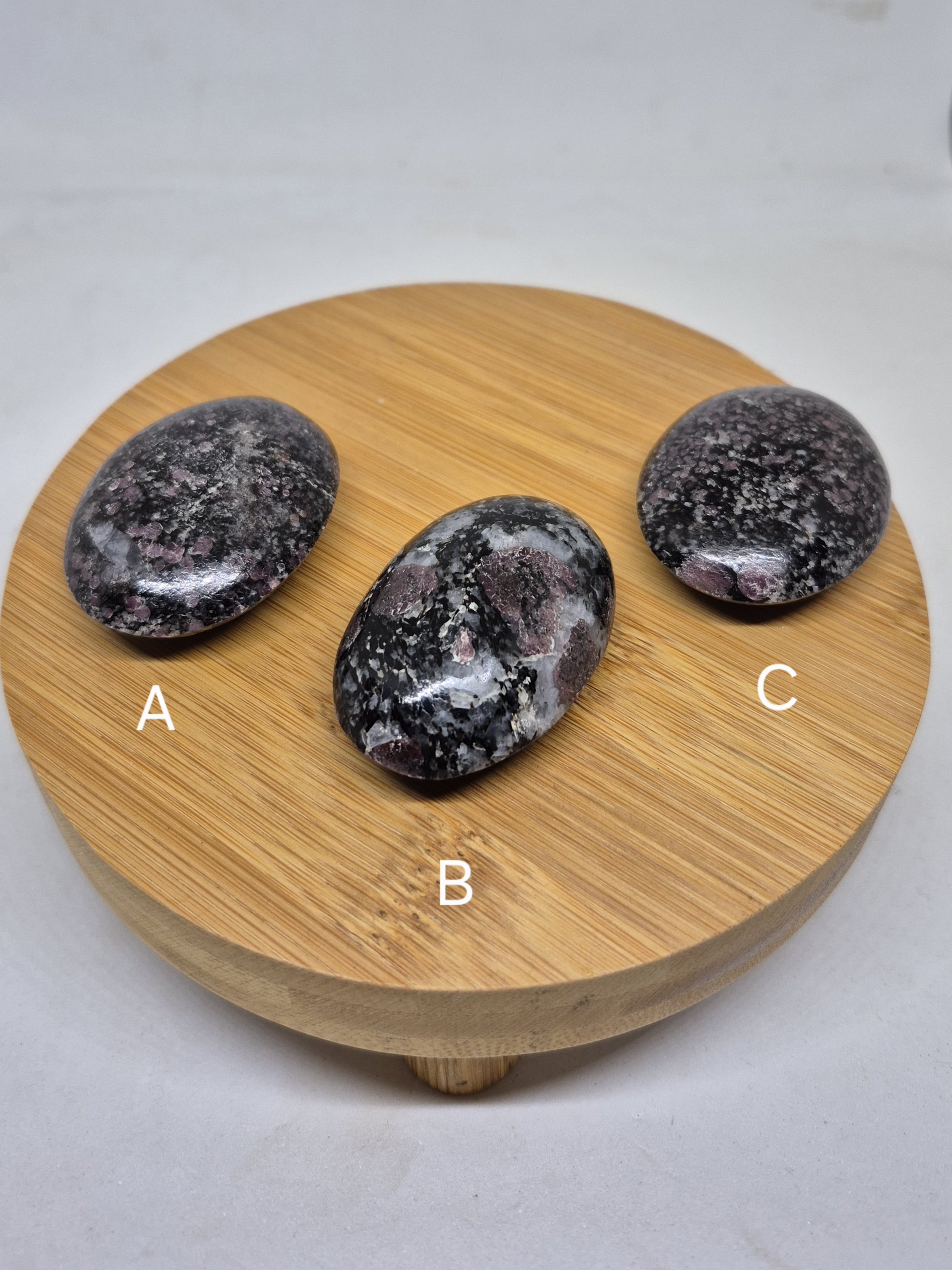 Spinell A,B und C 4
